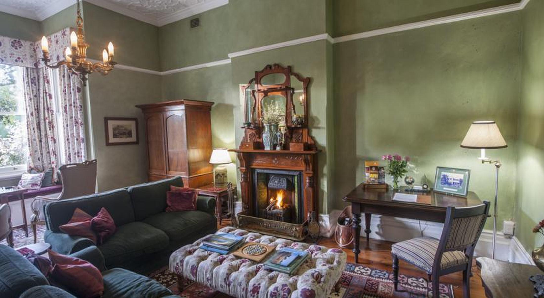 แฮคเคิลวูดฮิลล์ คันทรีเฮาส์ Bed & Breakfast พอร์ตเอลิซาเบธ ภายนอก รูปภาพ