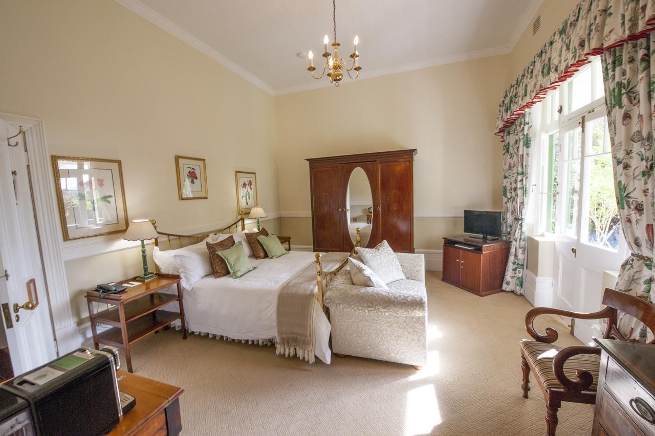 แฮคเคิลวูดฮิลล์ คันทรีเฮาส์ Bed & Breakfast พอร์ตเอลิซาเบธ ภายนอก รูปภาพ